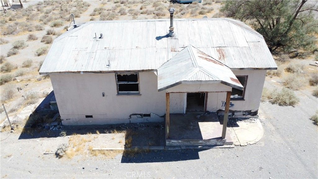 Image 3 of property listing at 82317 5th Street, Trona, CA 93562