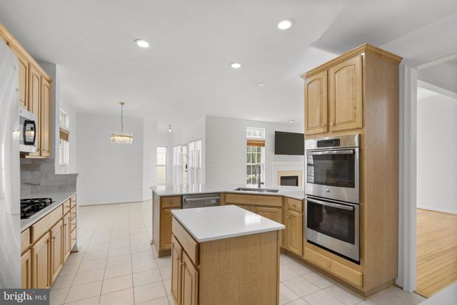 801 LINSLADE ST, Gaithersburg, MD 20878