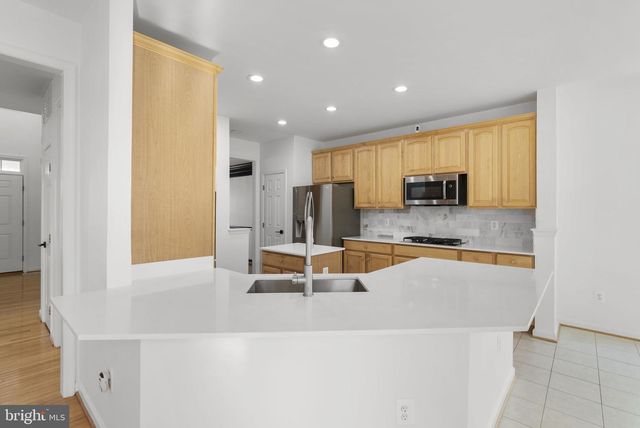 801 LINSLADE ST, Gaithersburg, MD 20878