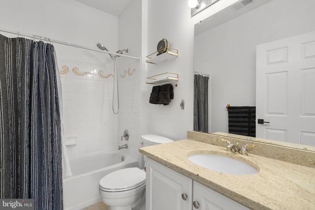 801 LINSLADE ST, Gaithersburg, MD 20878