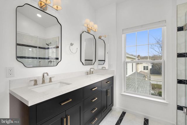 801 LINSLADE ST, Gaithersburg, MD 20878