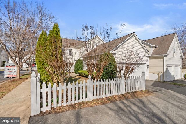 801 LINSLADE ST, Gaithersburg, MD 20878