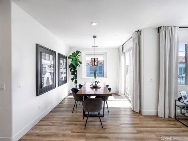 5604 Altamura 6, Fontana, CA 92336