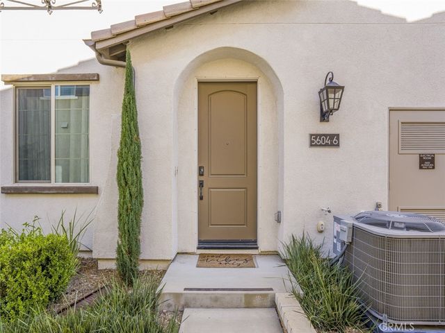 5604 Altamura 6, Fontana, CA 92336