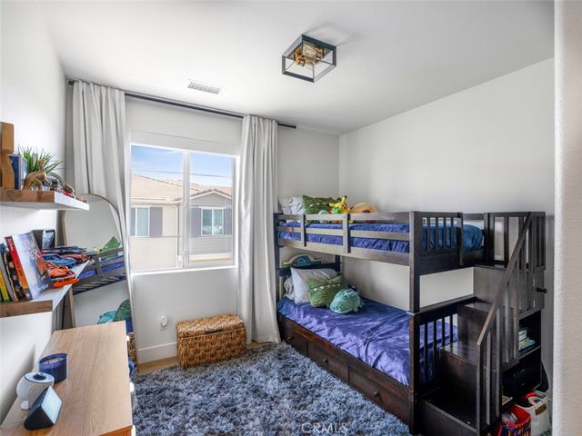 5604 Altamura 6, Fontana, CA 92336
