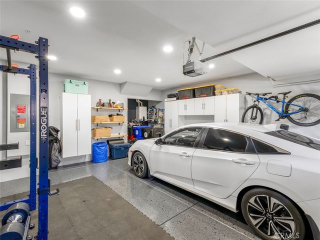 5604 Altamura 6, Fontana, CA 92336