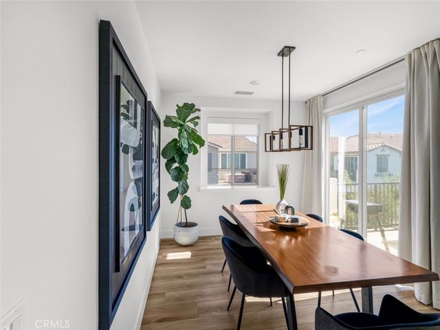5604 Altamura 6, Fontana, CA 92336
