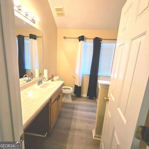 1278 Labrador Lane, Riverdale, GA 30296