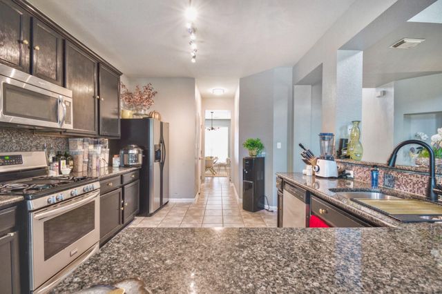 1710 Briarton LN S, Round Rock, TX 78665