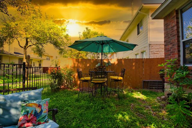 1710 Briarton LN S, Round Rock, TX 78665