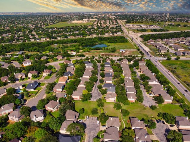 1710 Briarton LN S, Round Rock, TX 78665