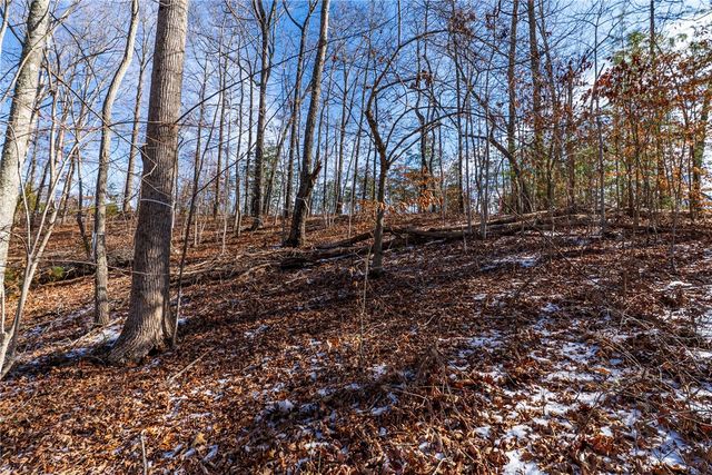 947 Cliffs Vista Parkway, Six Mile, SC 29682