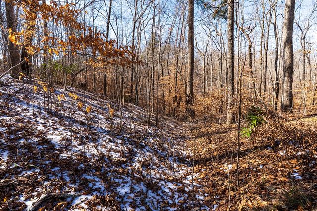 947 Cliffs Vista Parkway, Six Mile, SC 29682