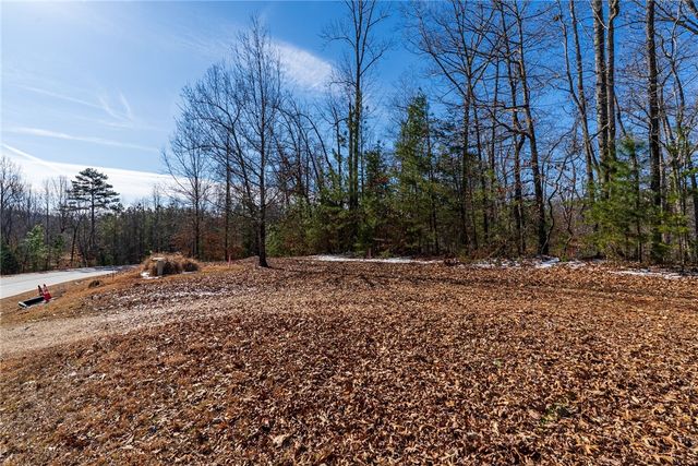 947 Cliffs Vista Parkway, Six Mile, SC 29682
