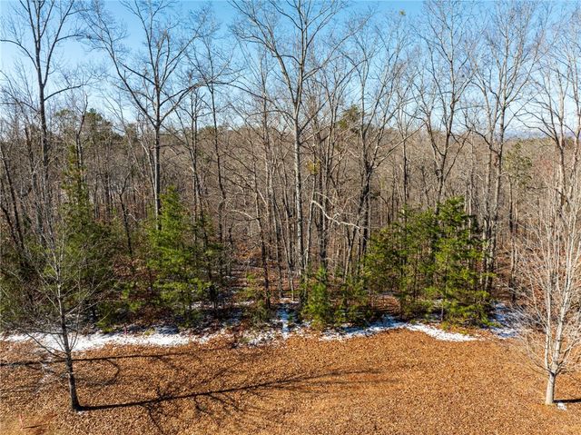 947 Cliffs Vista Parkway, Six Mile, SC 29682