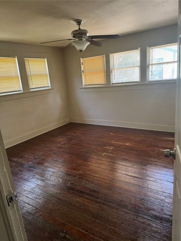 1217 Verbena Street, Fort Worth, TX 76104
