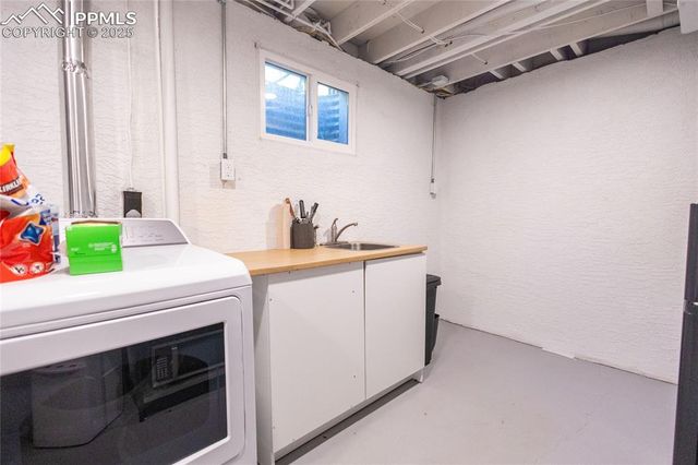 1518 Sanderson Avenue, Colorado Springs, CO 80915