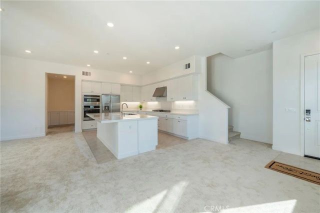 121 Baluster, Irvine, CA 92618