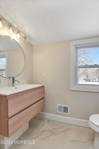 80 Freehold Road, Manalapan, NJ 07726