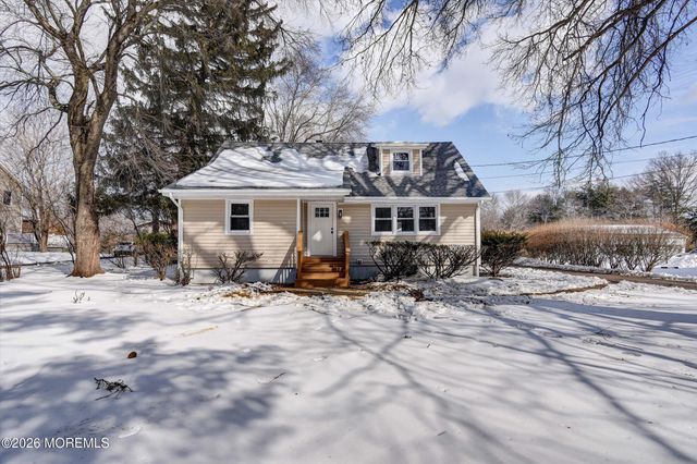 80 Freehold Road, Manalapan, NJ 07726