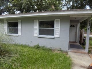6124 SW 10 PLACE, Gainesville, FL 32607