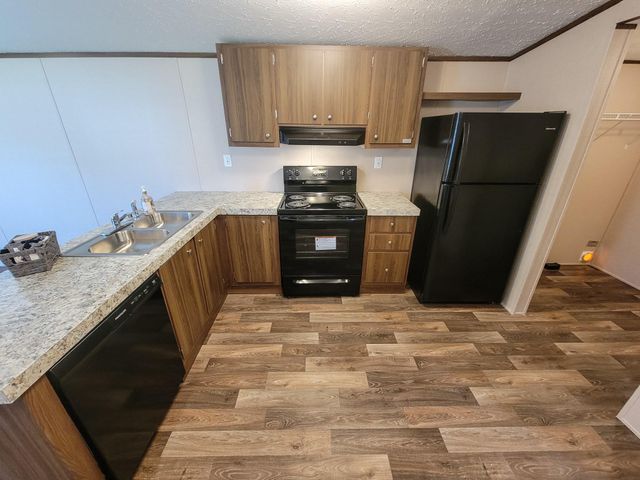 7501 Primrose Street, Pearland, TX 77584