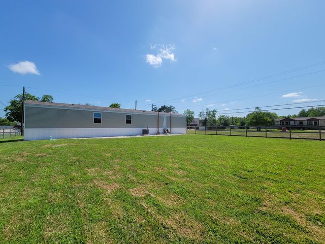 7501 Primrose Street, Pearland, TX 77584