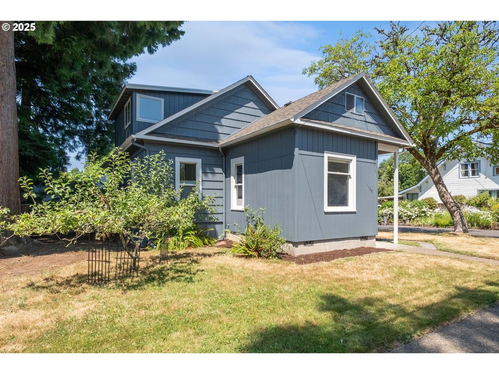 1139 Nw YAMHILL St, Mc Minnville, OR 97128