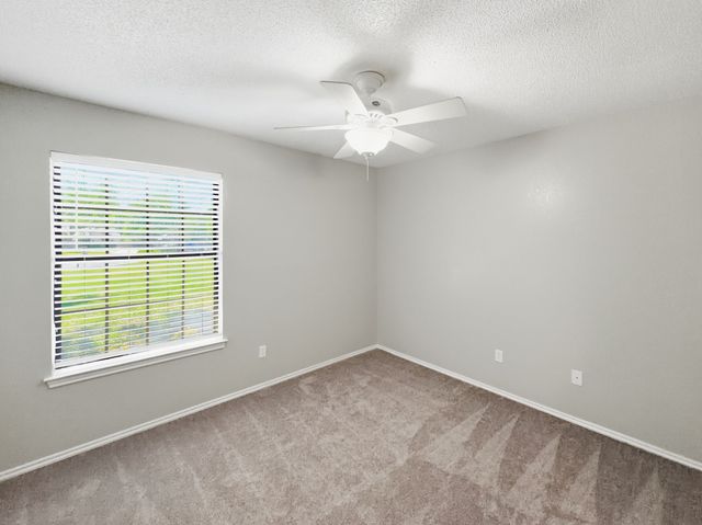 1103 Holiday Court, Granbury, TX 76048