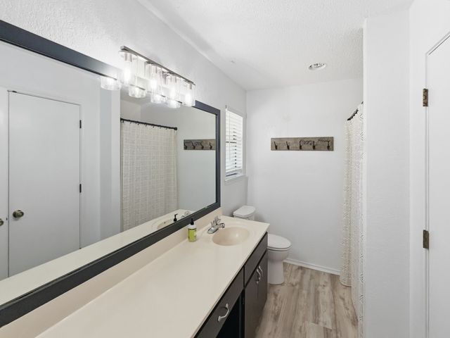 1103 Holiday Court, Granbury, TX 76048