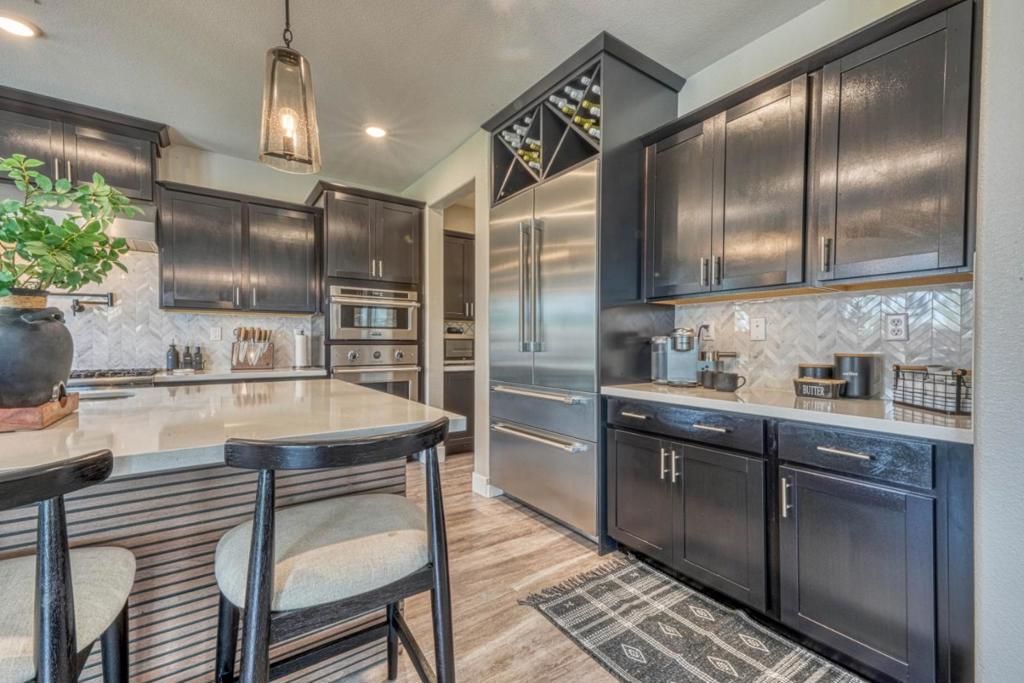 Image 17 of property listing at Address unavailable.