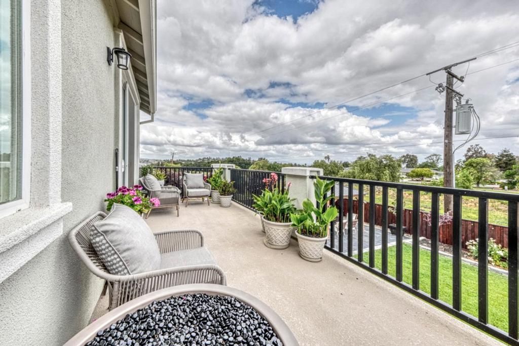 Image 46 of property listing at Address unavailable.