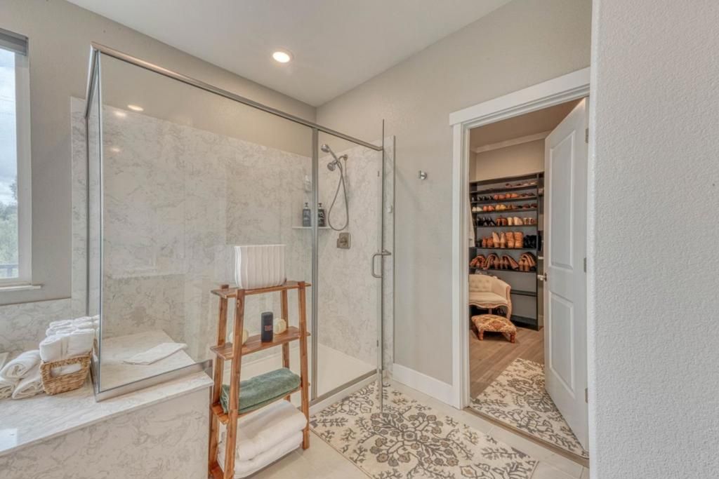 Image 51 of property listing at Address unavailable.