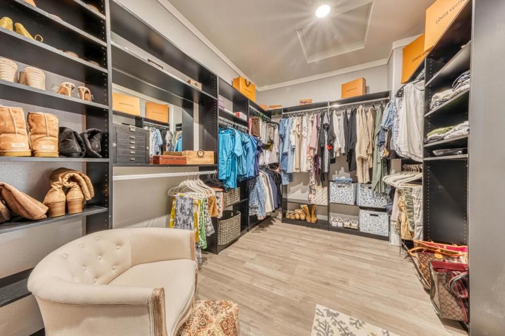 Image 52 of property listing at Address unavailable.