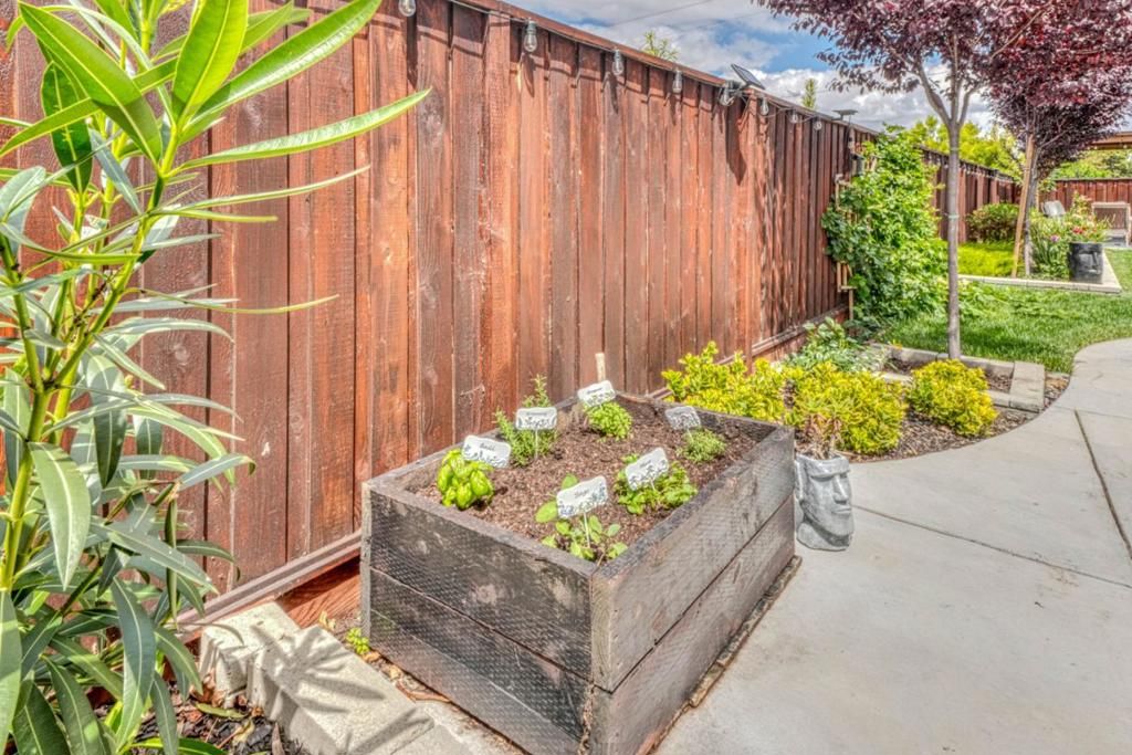 Image 73 of property listing at Address unavailable.