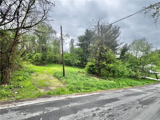 902 Wanner Ave, Carroll Twp, PA 15063