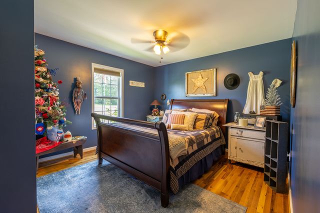 97 Brace Loop, Summertown, TN 38483