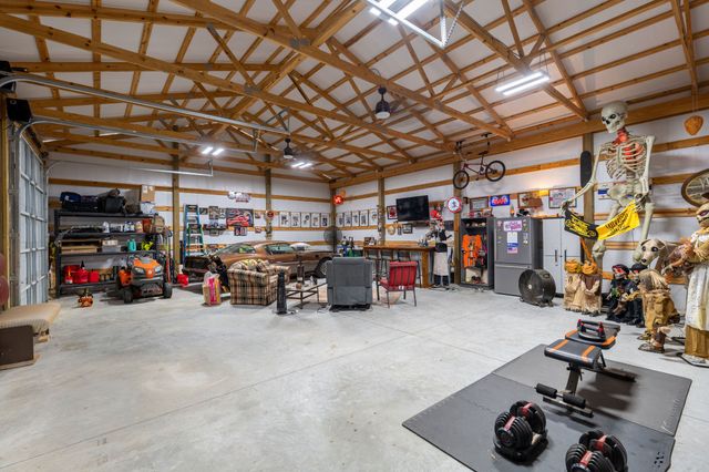 97 Brace Loop, Summertown, TN 38483