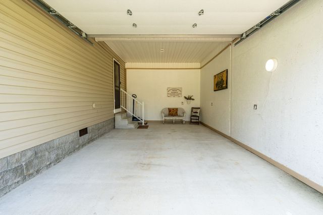 97 Brace Loop, Summertown, TN 38483