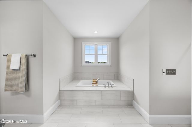 2 N Artisan Drive, Hampstead, NC 28443