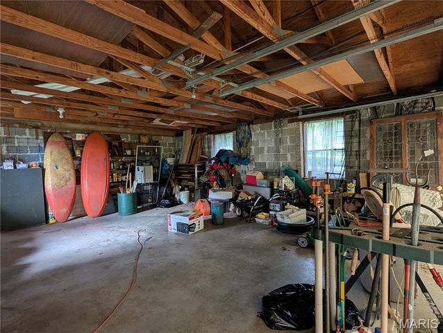 7560 Vista Drive, Cedar Hill, MO 63016