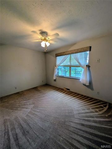 7560 Vista Drive, Cedar Hill, MO 63016