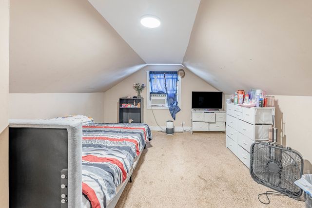 7817 S LOOMIS Boulevard, Chicago, IL 60620