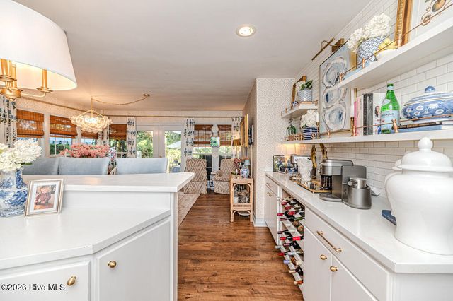 103 Cobblestone Court, West End, NC 27376