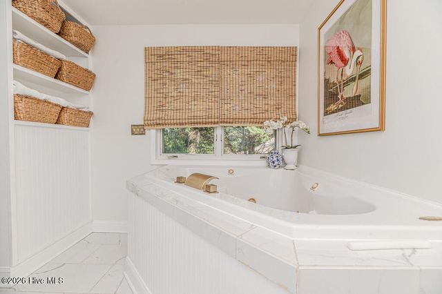 103 Cobblestone Court, West End, NC 27376