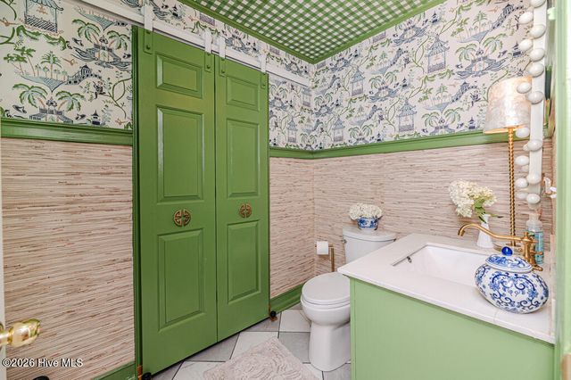 103 Cobblestone Court, West End, NC 27376