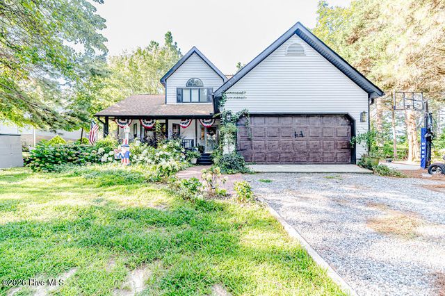 103 Cobblestone Court, West End, NC 27376