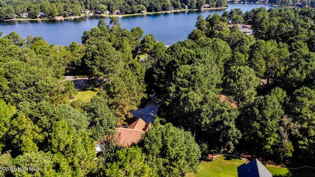 103 Cobblestone Court, West End, NC 27376