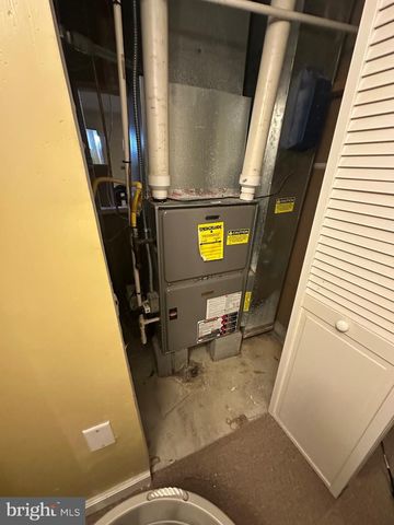 109 HARMONY CIRCLE RD, Sicklerville, NJ 08081