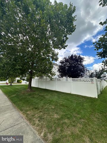 109 HARMONY CIRCLE RD, Sicklerville, NJ 08081